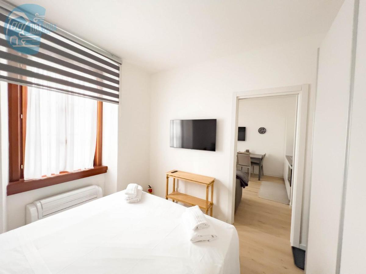 شقة Piazza Della Borsa 3C Tirabora Short Rent ترييستي المظهر الخارجي الصورة