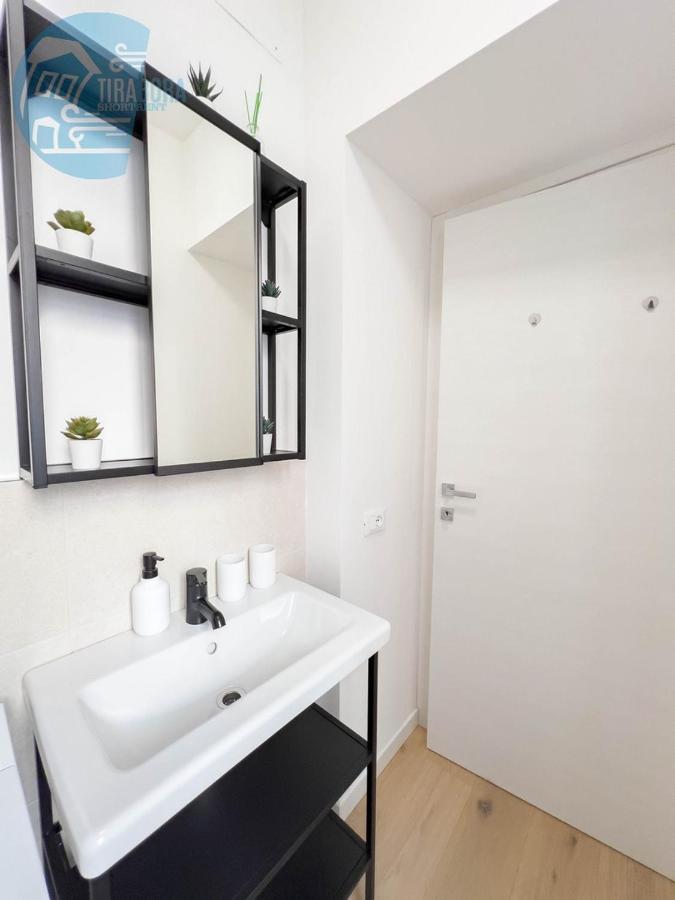 شقة Piazza Della Borsa 3C Tirabora Short Rent ترييستي المظهر الخارجي الصورة